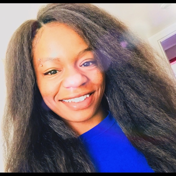 🗣MEET MEEEEE 🤗💕👋 - Picture 2 of 5